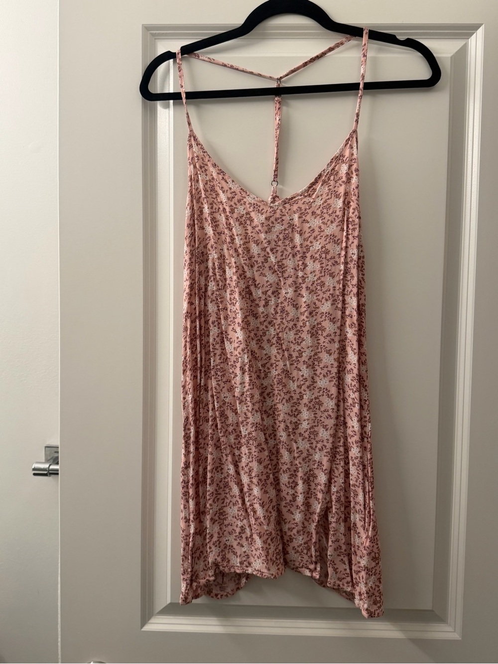 Aeropostale Pink Floral Spaghetti-Strap Camisole with Small Front Slit